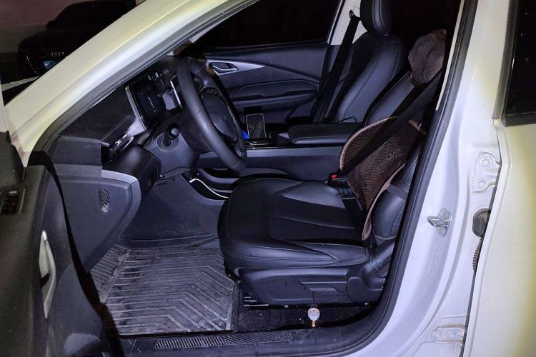 Used Wuling E5 2024 510 km Standard Version Left Front Seat