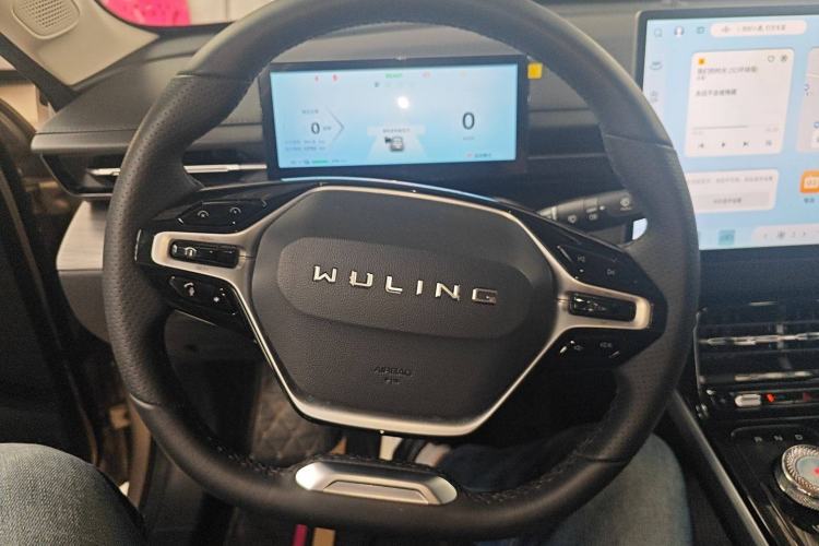 Used Wuling E5 2024 510 km Standard Version Steering Wheel