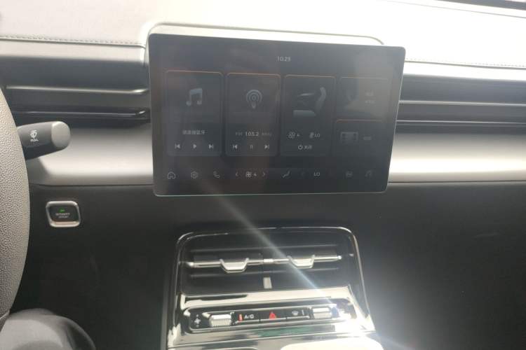 Used Wuling E5 2024 510 km Standard Version Audio And AC Panel