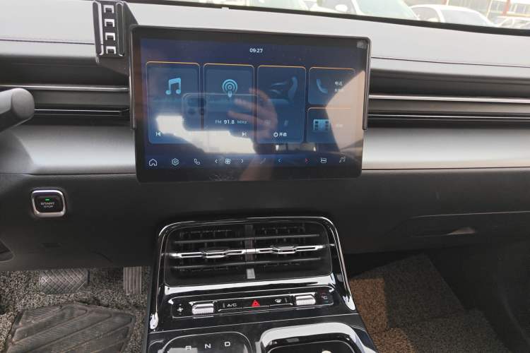 Used Wuling E5 2024 410 km Standard Version Audio And AC Panel