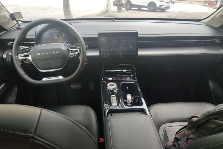 Used Wuling E5 2024 510 km Standard Version Center Console