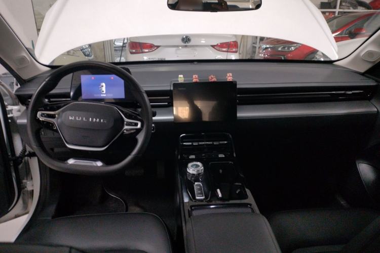 Used Wuling E5 2024 410 km Standard Version Center Console