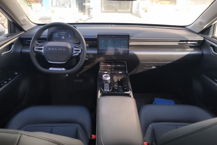 Used Wuling E5 2024 410 km Standard Version Center Console