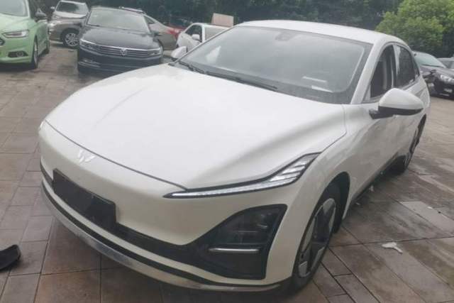 Used Wuling E5 2024 410 km Standard Version