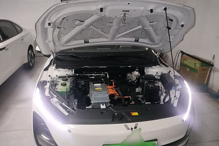 Used Wuling E5 2024 410 km Standard Version Engine Bay