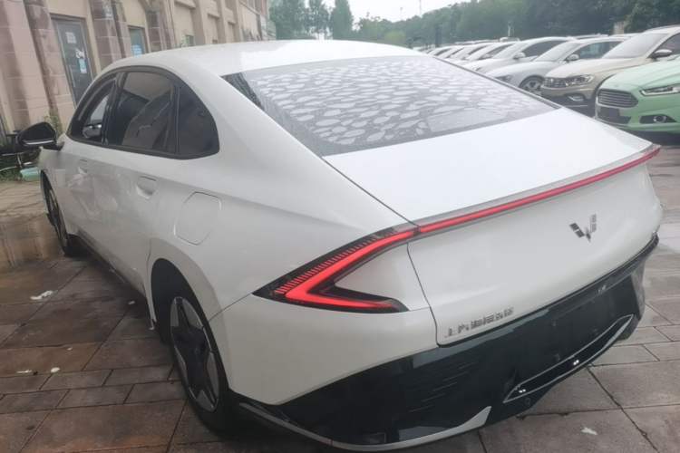Used Wuling E5 2024 410 km Standard Version Exterior 2