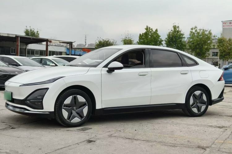 Used Wuling E5 2024 410 km Standard Version Exterior 3