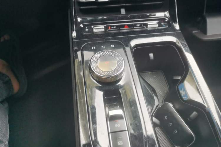 Used Wuling E5 2024 410 km Standard Version Gear Lever