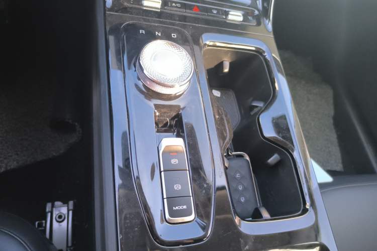 Used Wuling E5 2024 410 km Standard Version Gear Lever
