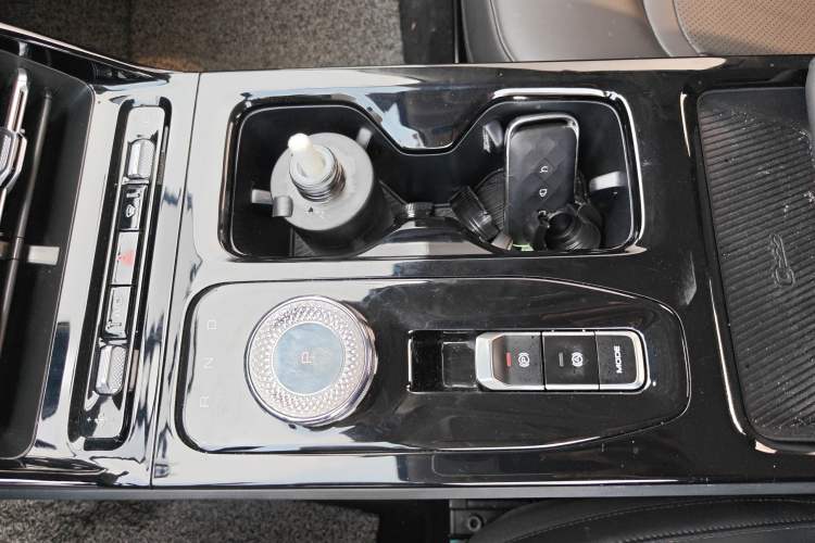 Used Wuling E5 2024 410 km Standard Version Gear Lever