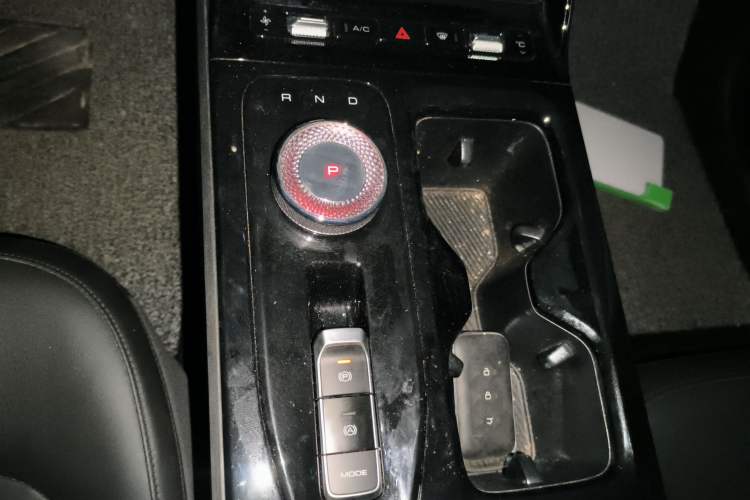 Used Wuling E5 2024 410 km Standard Version Gear Lever