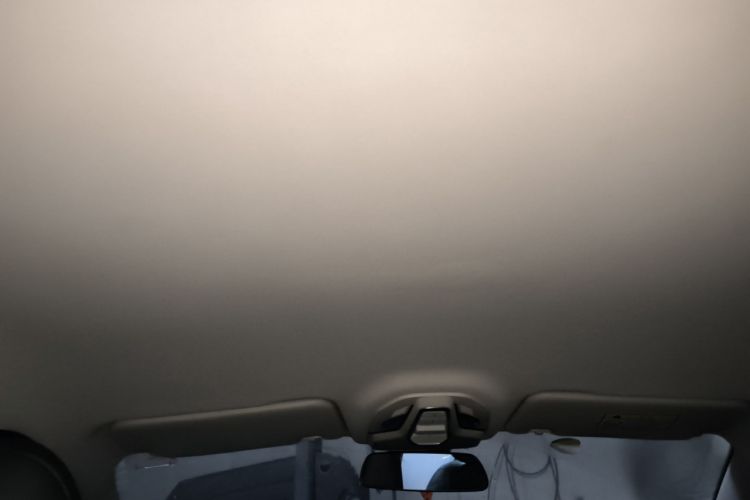 Used Wuling E5 2024 410 km Standard Version Headliner