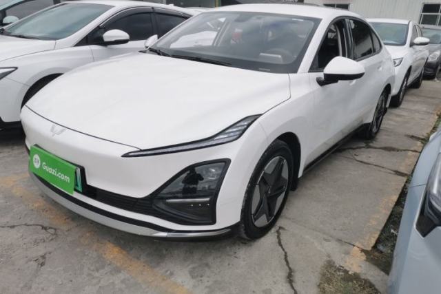 Used Wuling E5 2024 510 km Standard Version