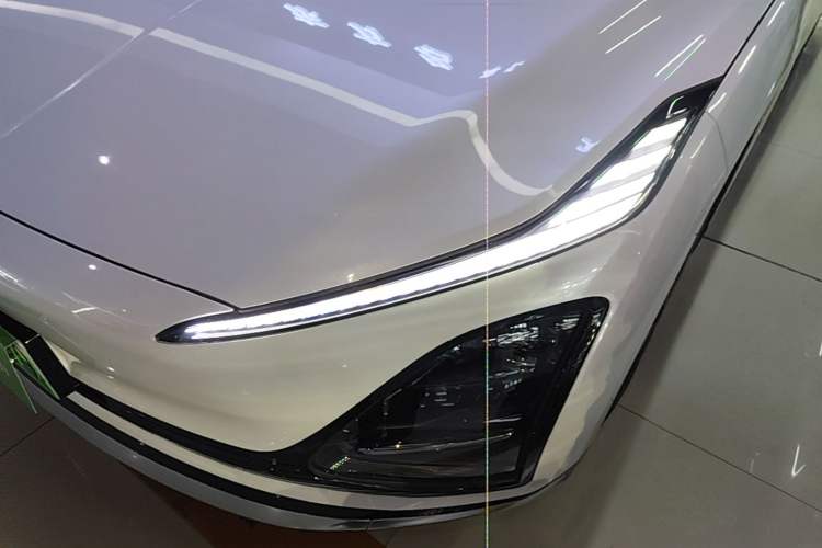 Used Wuling E5 2024 510 km Standard Version Left Front Headlight