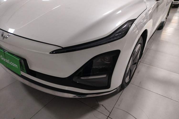 Used Wuling E5 2024 410 km Standard Version Left Front Headlight