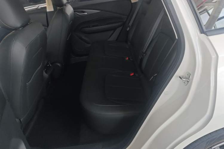 Used Wuling E5 2024 510 km Standard Version Left Rear Seat