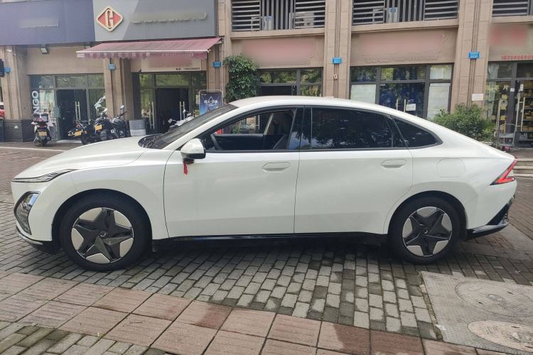 Used Wuling E5 2024 510 km Standard Version Left Side