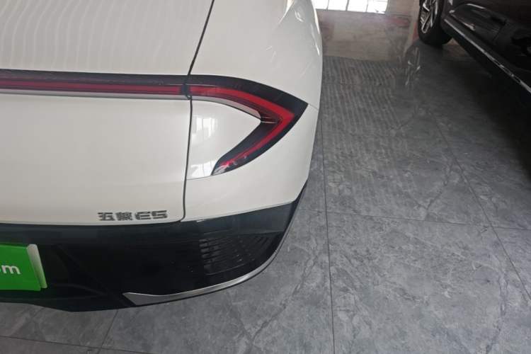 Used Wuling E5 2024 510 km Standard Version Right Rear Taillight