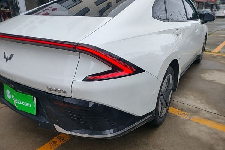 Used Wuling E5 2024 410 km Standard Version Right Rear Taillight