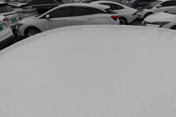 Used Wuling E5 2024 410 km Standard Version Roof