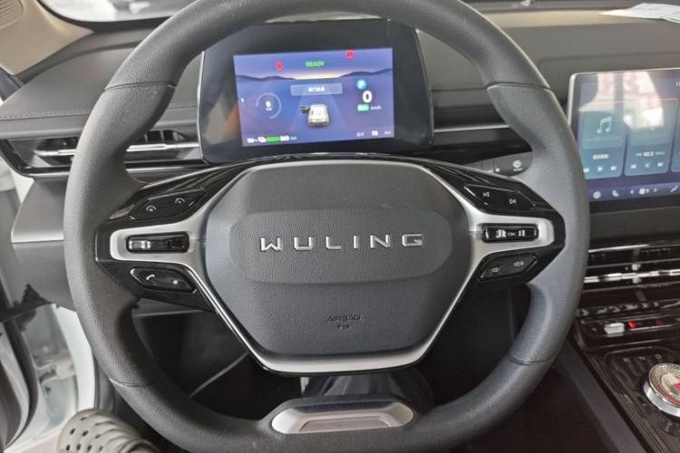 Used Wuling E5 2024 510 km Standard Version Steering Wheel