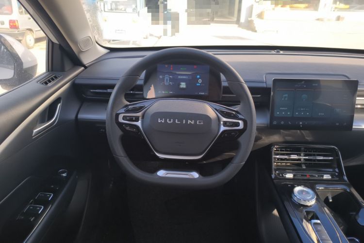 Used Wuling E5 2024 410 km Standard Version Steering Wheel