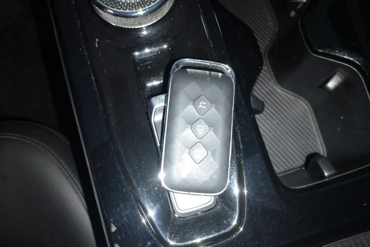 Used Wuling E5 2024 410 km Standard Version Vehicle Key