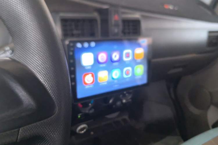 Used Wuling Electric Truck 2021 Cargo Truck Lifan 41.6kWh Inovance 2nd-Generation Electric Control System Audio And AC Panel