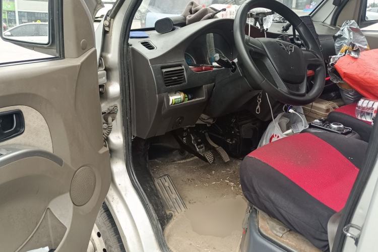 Used Wuling Electric Truck 2021 Cargo Truck Penghui 43.2kWh Liugong Electric Control System Driver Seat