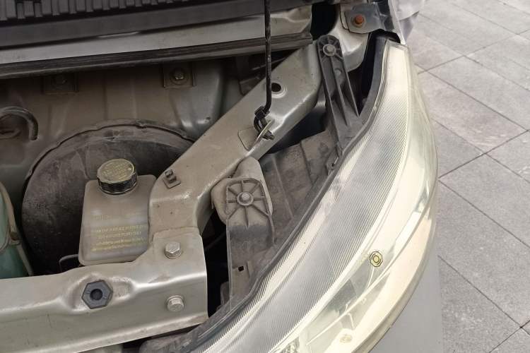 Used Wuling Electric Truck 2021 Cargo Truck Penghui 43.2kWh Liugong Electric Control System Engine Bay Left