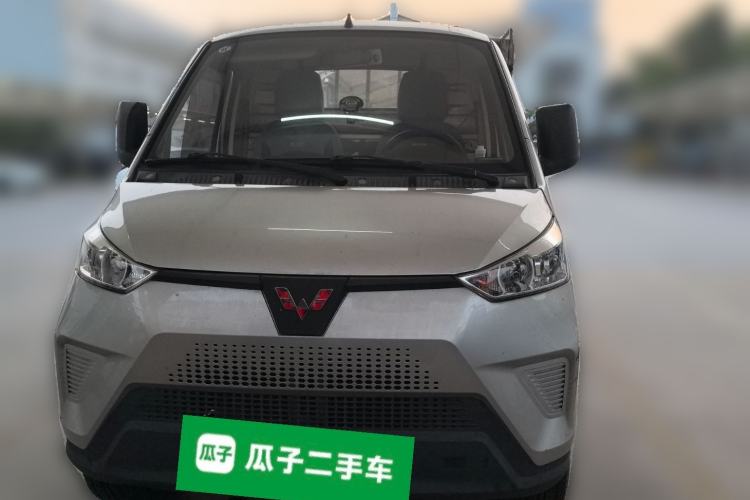 Used Wuling Electric Truck 2021 Cargo Truck Lifan 41.6kWh Inovance 2nd-Generation Electric Control System Front