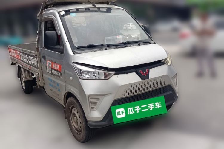 Used Wuling Electric Truck 2021 Cargo Truck Penghui 43.2kWh Liugong Electric Control System Front Right 45 Deg