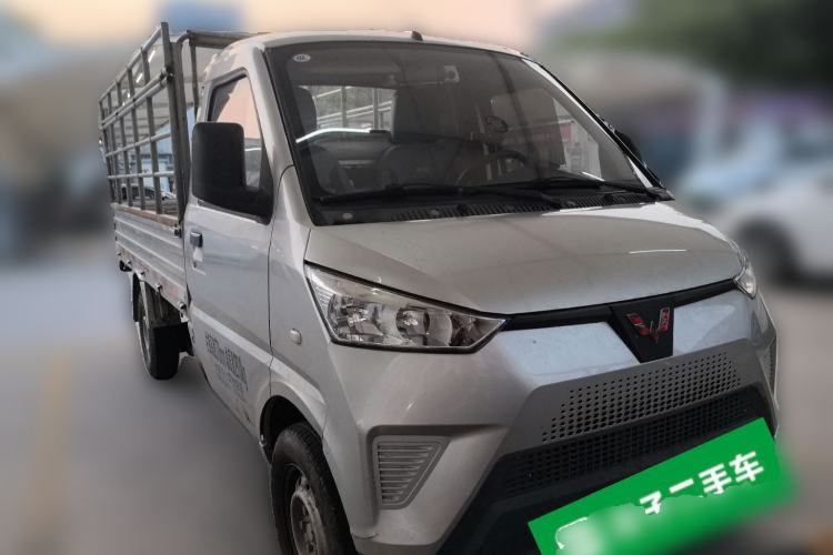 Used Wuling Electric Truck 2021 Cargo Truck Lifan 41.6kWh Inovance 2nd-Generation Electric Control System Front Right 45 Deg