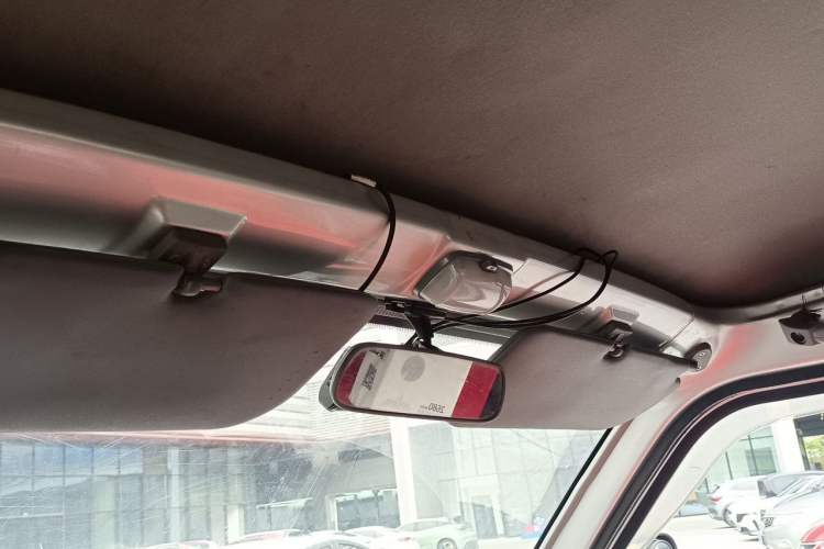 Used Wuling Electric Truck 2021 Cargo Truck Penghui 43.2kWh Liugong Electric Control System Headliner