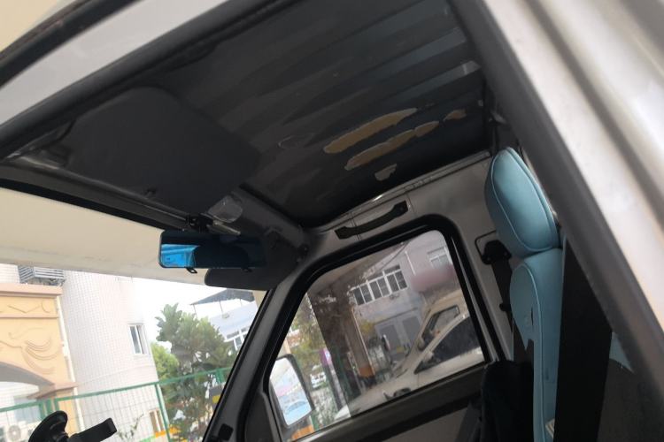 Used Wuling Electric Truck 2021 Cargo Truck Lifan 41.6kWh Inovance 2nd-Generation Electric Control System Headliner