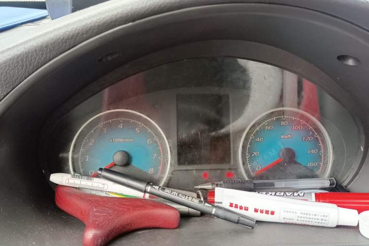 Used Wuling Electric Truck 2021 Cargo Truck Penghui 43.2kWh Liugong Electric Control System Instrument Cluster