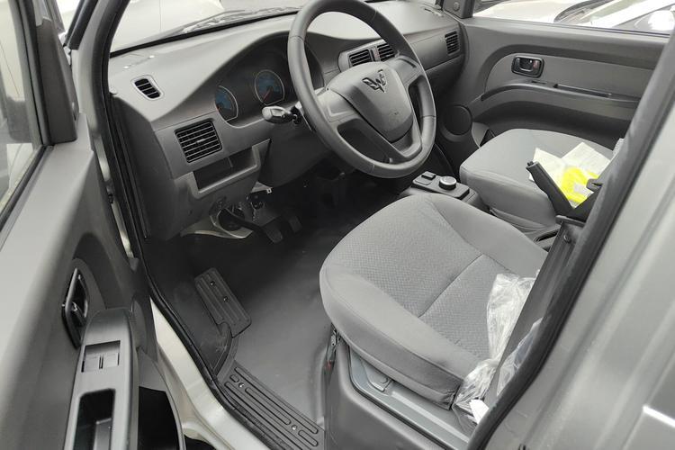Used Wuling Electric Truck 2021 Ningde 41.86kWh Huichuan 2nd-Generation Electric Control for Cargo Truck Interior 4