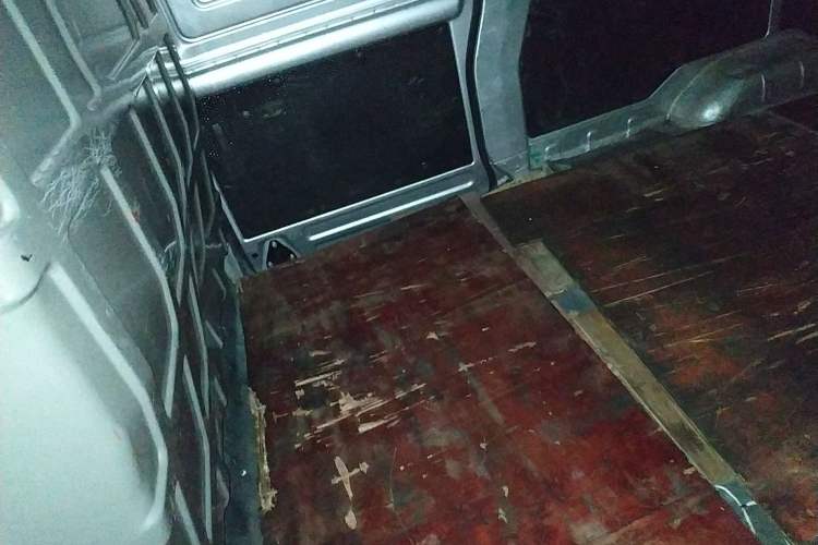 Used Wuling Electric Truck 2022 Affordable Model Anchi with 35.904 kWh Left Rear Seat