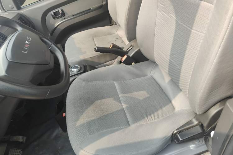 Used Wuling Electric Truck 2022 Affordable Model Anchi with 35.904 kWh Left Rear Seat