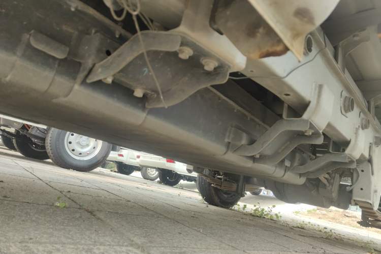 Used Wuling Electric Truck 2022 Affordable Model Anchi with 35.904 kWh Left Side Sill