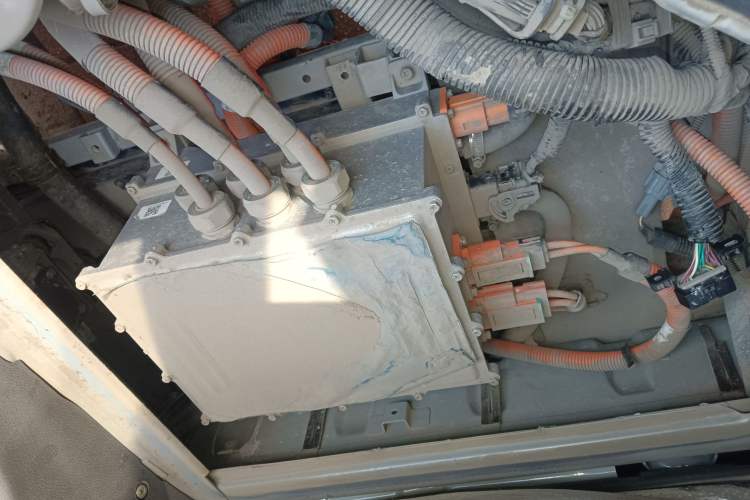 Used Wuling EV50 2020 Pure Electric Van Logistics Vehicle – Penghui Non-Heated Battery Engine Bay Right