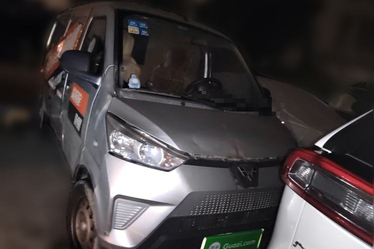 Used Wuling EV50 2020 All-Electric Van Logistics Vehicle with Ningde-Heated Battery Front