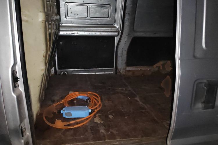 Used Wuling EV50 2020 All-Electric Van Logistics Vehicle with Ningde-Heated Battery Left Rear Seat
