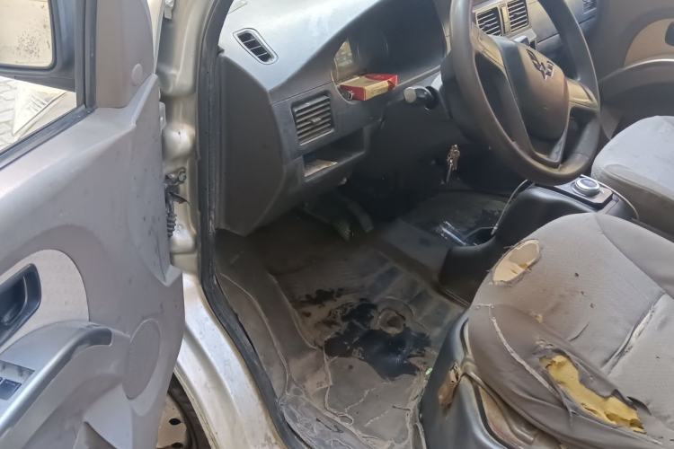 Used Wuling EV50 2020 Pure Electric Van Logistics Vehicle – Penghui Non-Heated Battery Driver Seat
