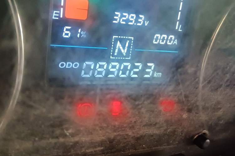 Used Wuling EV50 2020 Pure Electric Van Logistics Vehicle – Penghui Non-Heated Battery Odometer Close Up