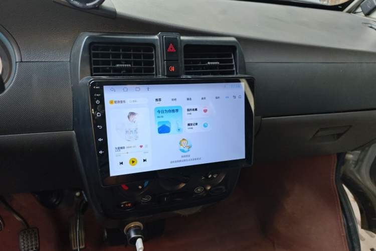Used Wuling EV50 2020 Pure Electric Van Logistics Vehicle – Penghui Non-Heated Battery Audio And AC Panel