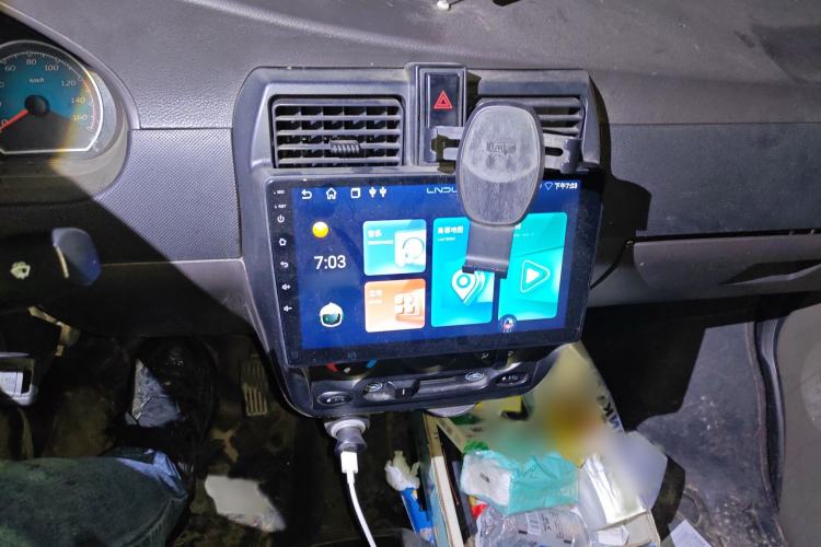 Used Wuling EV50 2020 All-Electric Van Logistics Vehicle with Ningde-Heated Battery Audio And AC Panel