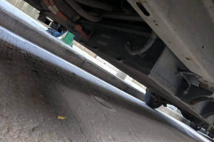 Used Wuling EV50 2020 Pure Electric Van Logistics Vehicle – Penghui Non-Heated Battery Chassis Front Left