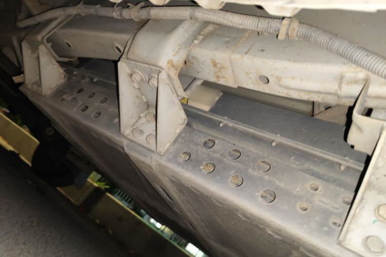 Used Wuling EV50 2020 All-Electric Van Logistics Vehicle with Ningde-Heated Battery Chassis Front Right