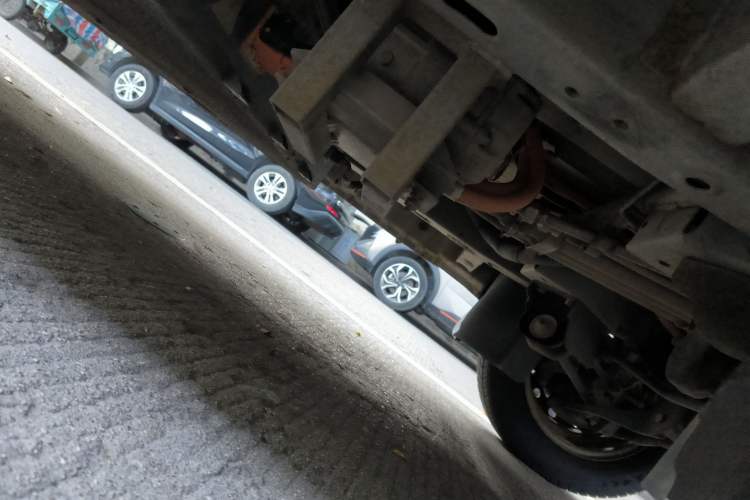 Used Wuling EV50 2020 Pure Electric Van Logistics Vehicle – Penghui Non-Heated Battery Chassis Front Right
